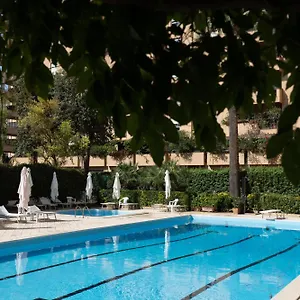 Frael Apartment